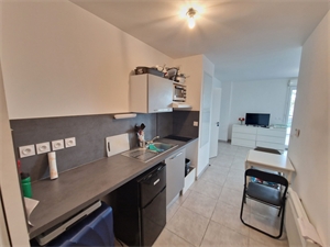appartement à la location -   34070  MONTPELLIER, surface 27 m2 location appartement - APR745176